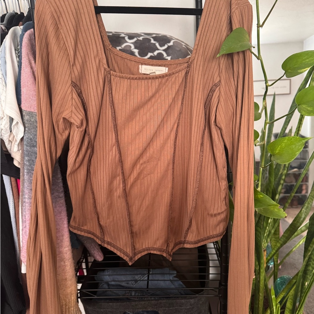 “Gilded Intent” Brown Ribbed Long Sleeve Top